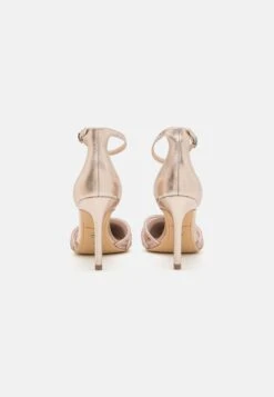 Tamaris Klassieke Pumps - Rose Metallic 9 Tamaris Klassieke Pumps - Rose Metallic -SchoenenPlezier 01bb07625caf44c7a3486dcba092da9d scaled