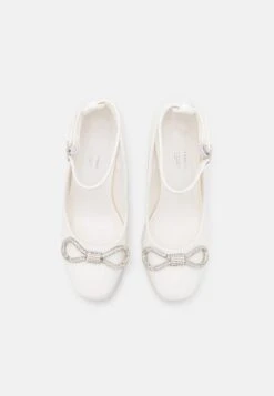 Call It Spring Vegan Kamilia - Plateaupumps - White -SchoenenPlezier 0d4a591de3104f0ebc1d65fcef21283a scaled