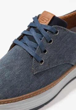 Skechers Moreno - Sneakers Laag - Navy -SchoenenPlezier 0f483186ef2d4c709380bf9bbbb87ebf