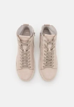 Gabor Comfort Sneakers Hoog - Puder 11 Gabor Comfort Sneakers Hoog - Puder -SchoenenPlezier 1a79b7387725418e866ffa81c13e5a6e scaled