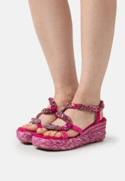 Alma En Pena Sandalen Met Sleehak - Fuxia