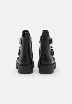 Guess Obian - Cowboy-/Bikerlaarsjes - Black -SchoenenPlezier 2ace671b6b5a4436a1bb6e0e09f72917 scaled