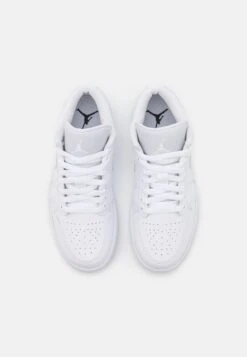 Wmns Air Jordan 1 Low 365 - Sneakers Laag - White -SchoenenPlezier 3b93984a416b4979ba6fdde2173c11d2 scaled