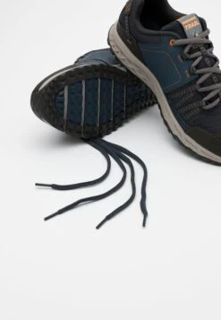 Skechers Escape Plan - Sneakers Laag - Navy/Orange -SchoenenPlezier 41ac01e063794fb38b7af41a95fc74ea scaled