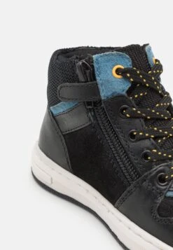 Friboo Leather - Sneakers Hoog - Black -SchoenenPlezier 447b3de2da144d44915599b1383953da scaled