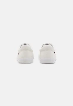 Pier One Unisex - Sneakers Laag - White -SchoenenPlezier 4875ff60289d451696f32d2c44634d4c scaled