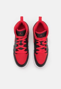Jordan 1 Mid Unisex - Basketbalschoenen - Black/Fire Red/White 9 Jordan 1 Mid Unisex - Basketbalschoenen - Black/Fire Red/White -SchoenenPlezier 4e58a07f22944c349f1168ecbabab4ac scaled