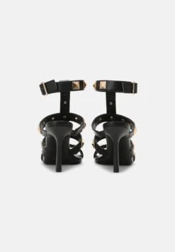 Steve Madden Capri - Sandalen - Black 11 Steve Madden Capri - Sandalen - Black -SchoenenPlezier 4ffd14f67f67441fb054c711e79eec13 scaled