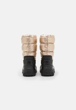 Friboo Snowboots- Gold 8 Friboo Snowboots- Gold -SchoenenPlezier 54921275624d4dab97732a423d3c46d5 scaled