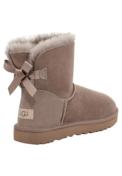 Ugg Mini Bailey Bow - Korte Laarzen - Caramel -SchoenenPlezier 6055607baf164b48a50bfdc193061cf9 scaled