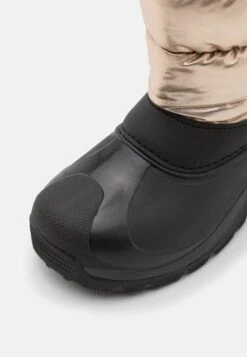 Friboo Snowboots- Gold 11 Friboo Snowboots- Gold -SchoenenPlezier 635c1ab1f966457f959e5fe9512a1e0e scaled