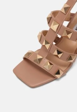 Steve Madden Capri - Sandalen - Nude -SchoenenPlezier 651110374baa4a95834595cb115f1df3 scaled
