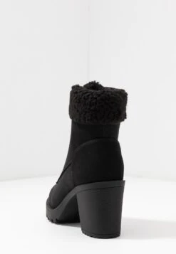 Anna Field Winter Boot - Enkellaarsjes Met Plateauzool - Black 12 Anna Field Winter Boot - Enkellaarsjes Met Plateauzool - Black -SchoenenPlezier 75644dab5c4b4634862305626d9534e6