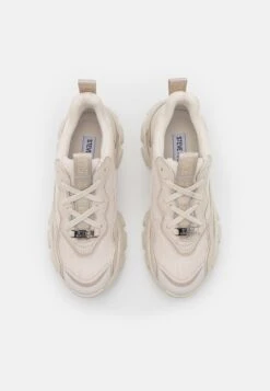 Steve Madden Manerva - Sneakers Laag - Latte -SchoenenPlezier 76a0b8acd3c344ab9ff806818b37ba22 scaled