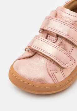 Froddo Barefoot - Klittenbandschoenen - Pink Shine -SchoenenPlezier 7d379f2130a84b969f1c2bc2d218f886 scaled