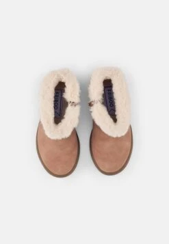 Friboo Booties - Korte Laarzen - Pink 9 Friboo Booties - Korte Laarzen - Pink -SchoenenPlezier 853d235aa7d448cbafd84ec6c44f9afb scaled