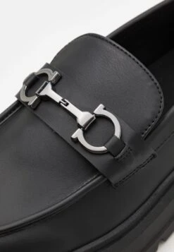 YOURTURN Unisex - Instappers - Black -SchoenenPlezier 863a68153dfe4fbaa33074f1010dbae6 scaled