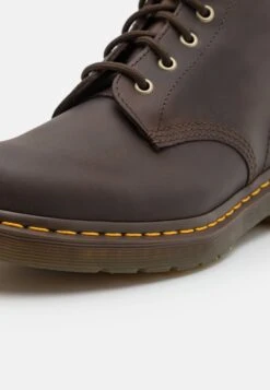 Dr. Martens Veterboots - Marron -SchoenenPlezier 8fb2cab3a64f431ba30ba532b0f1d490 scaled