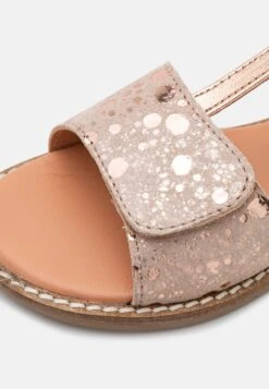Friboo Leather - Sandalen - Rose Gold Coloured 11 Friboo Leather - Sandalen - Rose Gold Coloured -SchoenenPlezier 936bd3e630674249b6894430071b9aa9 scaled