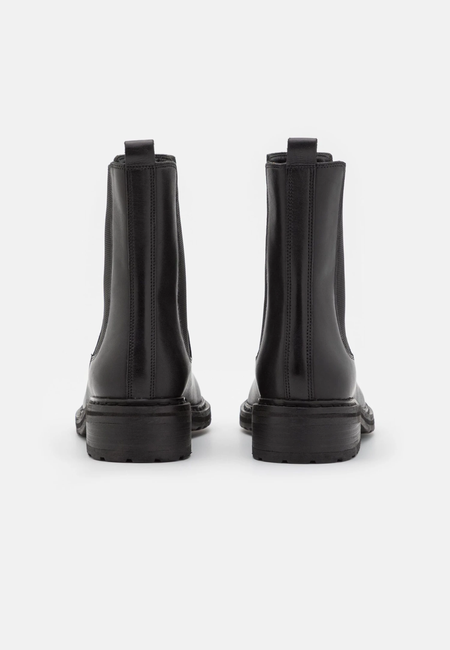 Clarks Tilham Chelsea - Korte Laarzen - Black 4 Clarks Tilham Chelsea - Korte Laarzen - Black - Afbeelding 4