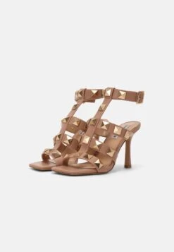 Steve Madden Capri - Sandalen - Nude -SchoenenPlezier a5e88f94fd93490380b44149ef8d9a16 scaled