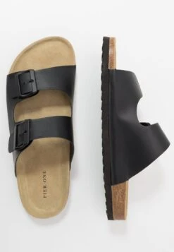 Pier One Unisex - Pantoffels - Black -SchoenenPlezier a98de5f417bd4f57b176937b18a12ab7 scaled