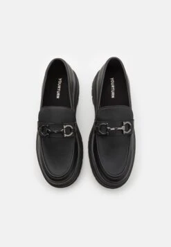 YOURTURN Unisex - Instappers - Black -SchoenenPlezier b09b6a3da6c44aa49d29eebb84ada7a9 scaled