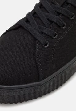 YOURTURN Unisex - Sneakers Laag - Black -SchoenenPlezier bf8ec24663ec4a128a2bc1b43f65952e scaled