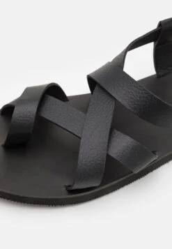 Pier One Teensandalen - Black -SchoenenPlezier bfc9cb202a1044a7af0b0ffa2591ad7d scaled