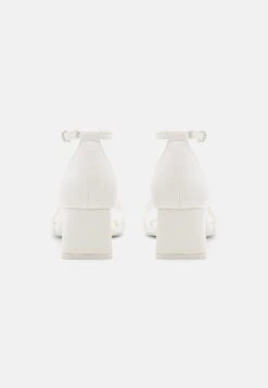 Call It Spring Vickie - Sandalen - White 9 Call It Spring Vickie - Sandalen - White -SchoenenPlezier c5a680a80d2044ea8fc1f665d070a288 scaled