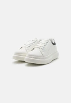 Anna Field Sneakers Laag - White/Black -SchoenenPlezier c717e776419d406cb0b065f1538540aa scaled