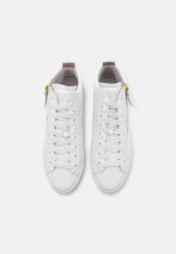 Gabor Comfort Sneakers Laag - Weiss/Muschl/Gold -SchoenenPlezier c97762e361294a54ba0819e2c630f1f2 scaled