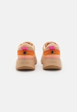 Steve Madden Doubletake - Sneakers Laag - Natural/Orange -SchoenenPlezier d71ec9323f0e4bc881d367b765a4fde6 scaled