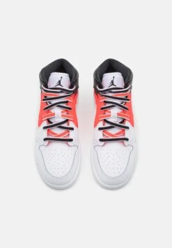 Air Jordan 1 Mid Unisex - Basketbalschoenen - Black/White/Infrared 9 Air Jordan 1 Mid Unisex - Basketbalschoenen - Black/White/Infrared -SchoenenPlezier da46365d092945deaf0788f14354a3bc scaled