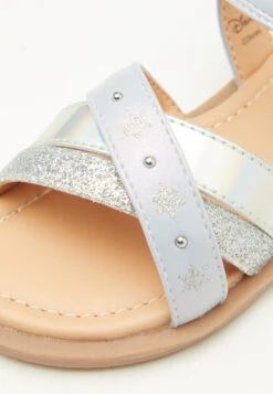 Friboo Disney Frozen Elsa - Sandalen - Light Blue 8 Friboo Disney Frozen Elsa - Sandalen - Light Blue -SchoenenPlezier df3d51855c144d10aa26d40e2cab4be5 scaled