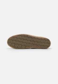 Pier One Espadrilles - Brown -SchoenenPlezier e186425c680e4b67a3f3d1124f883cea scaled