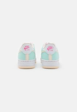 Nike Sportswear Air Force 1 Unisex - Sneakers Laag - Jade Ice/Guava Ice/White/Pink Spell -SchoenenPlezier fbbcafafaa1946b7b4899aa0a2952218 scaled