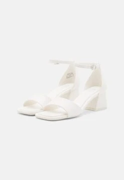 Call It Spring Vickie - Sandalen - White 8 Call It Spring Vickie - Sandalen - White -SchoenenPlezier ff5ed983b9a84557bec1a4ddcc333b69 scaled
